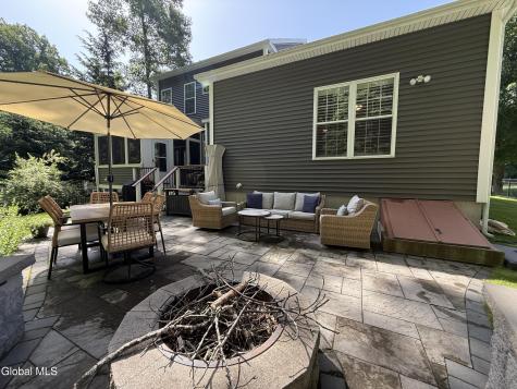 61 Yachtsman Way Malta NY 12020
