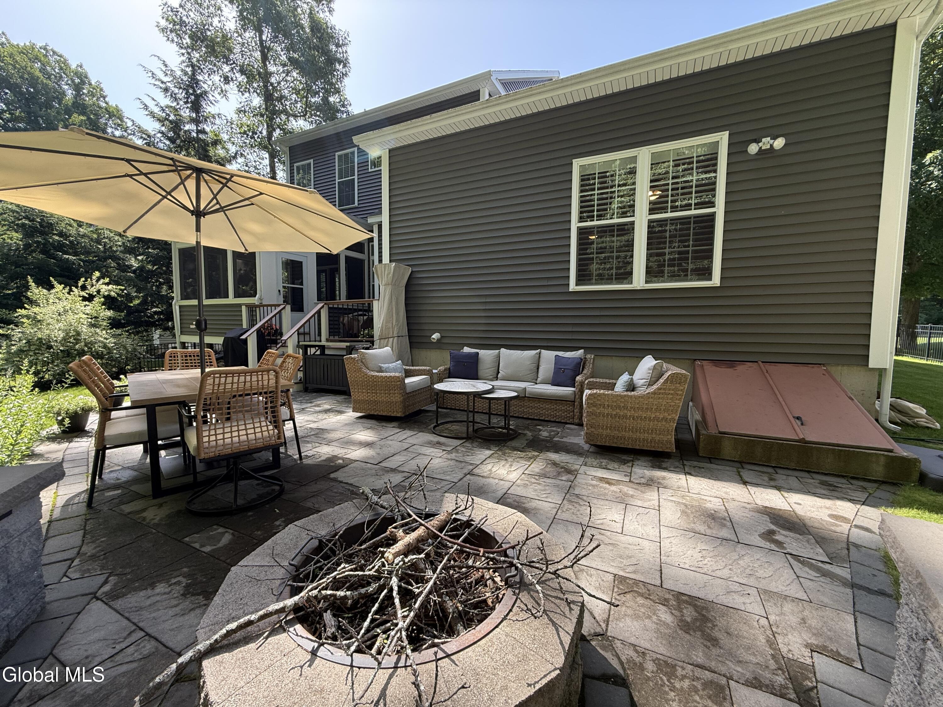 61 Yachtsman Way Malta NY 12020