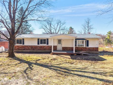 90 Clamsteam Road Halfmoon NY 12065