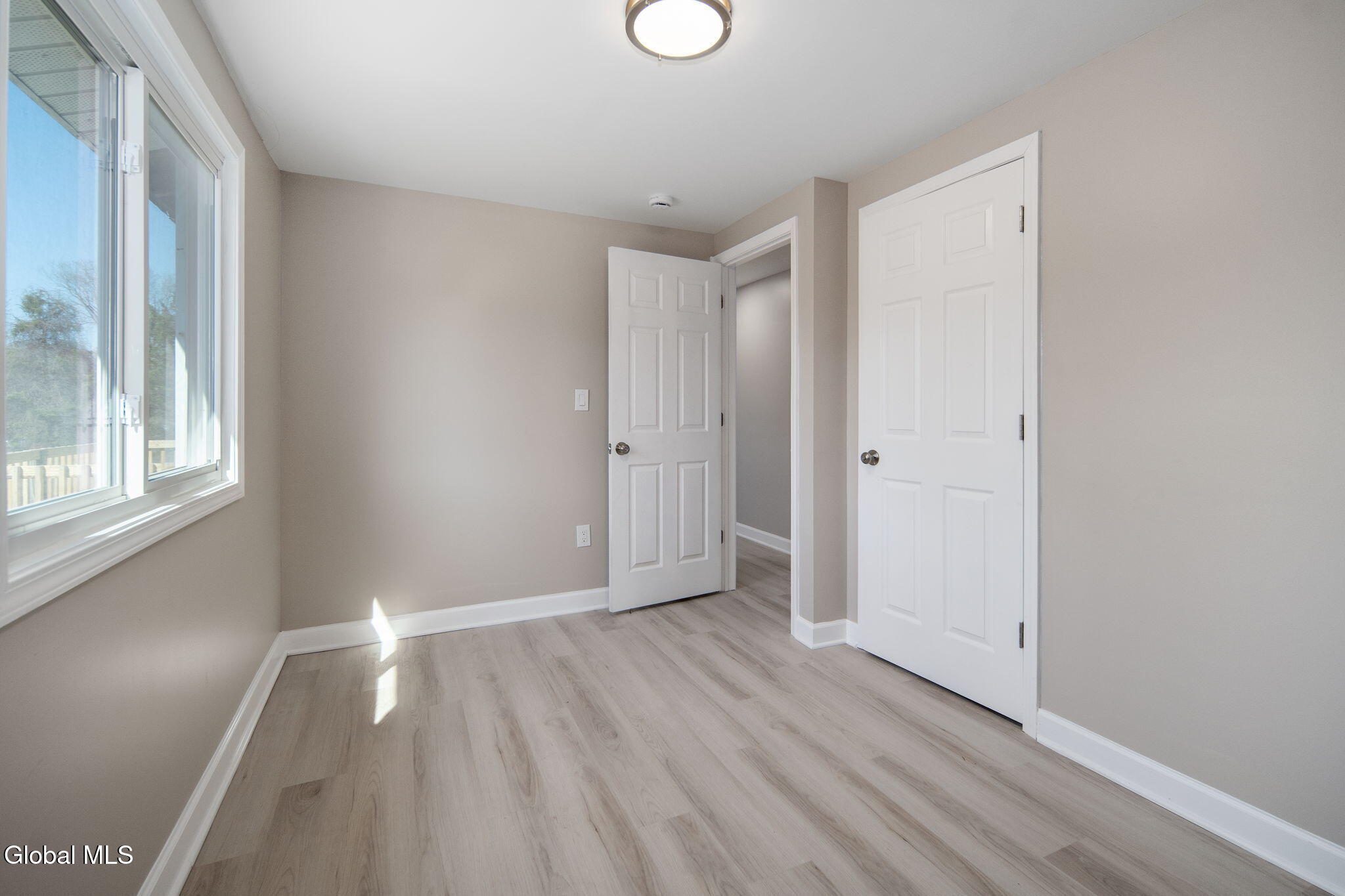 90 Clamsteam Road Halfmoon NY 12065