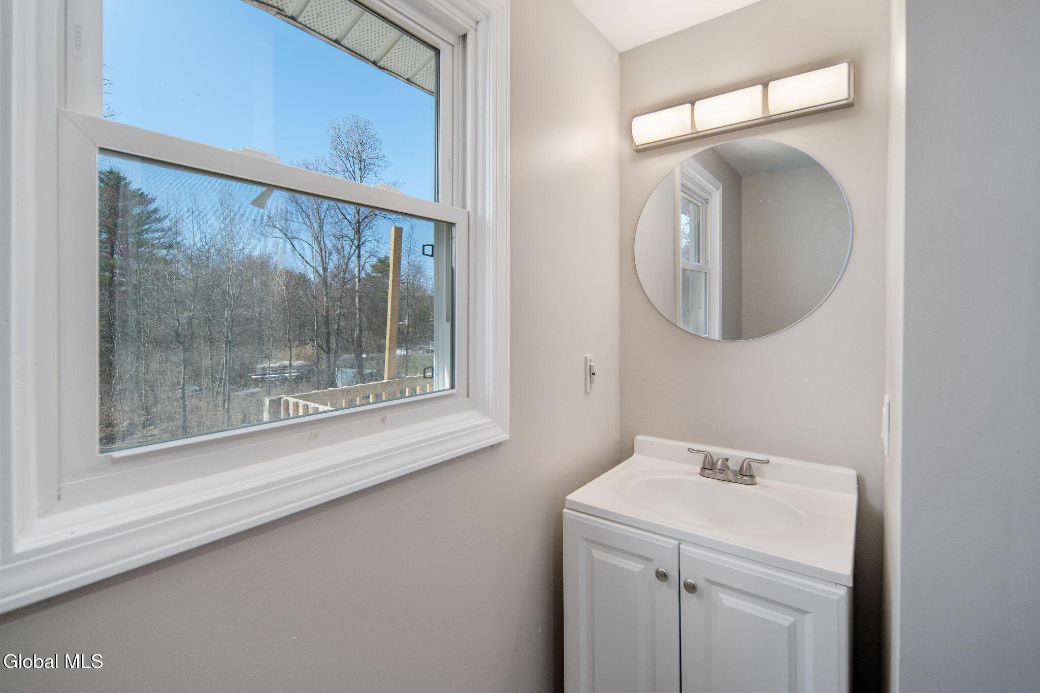 90 Clamsteam Road Halfmoon NY 12065