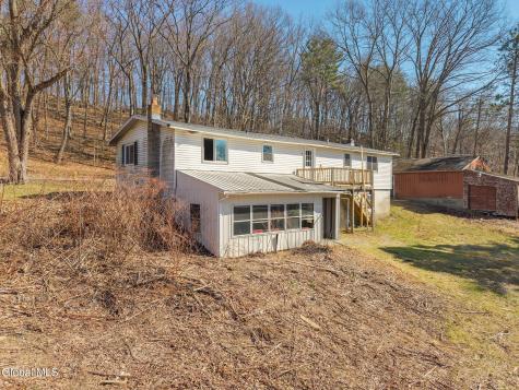90 Clamsteam Road Halfmoon NY 12065