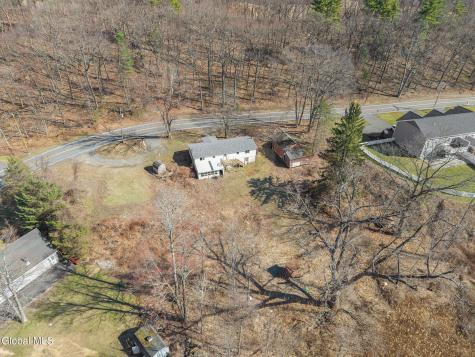 90 Clamsteam Road Halfmoon NY 12065