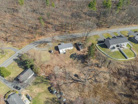 90 Clamsteam Road Halfmoon NY 12065