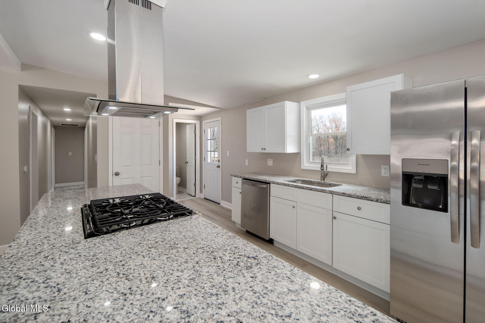 90 Clamsteam Road Halfmoon NY 12065