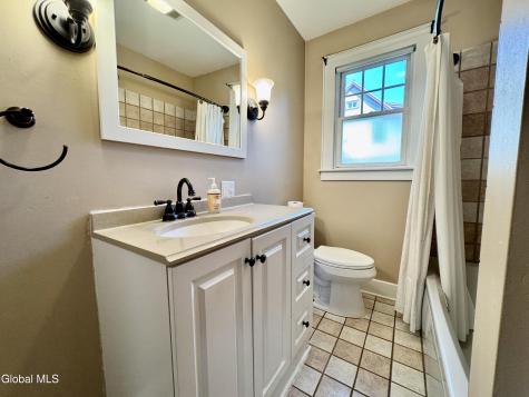 1266 Keyes Avenue Schenectady NY 12309