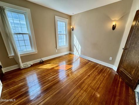 1266 Keyes Avenue Schenectady NY 12309