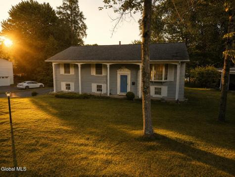 19 Shetland Drive Delmar NY 12054