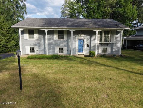 19 Shetland Drive Delmar NY 12054