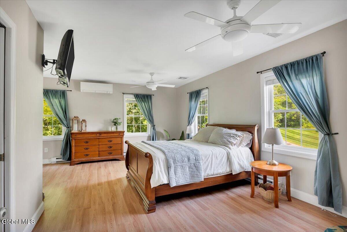 4 Clearwater Court Clifton Park NY 12065
