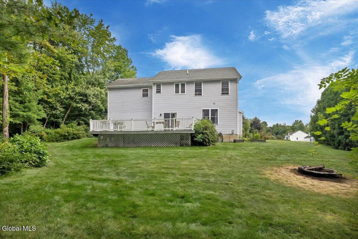 4 Clearwater Court Clifton Park NY 12065