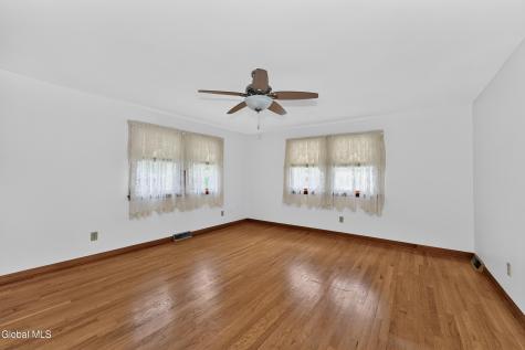 25 Tice Road Albany NY 12203