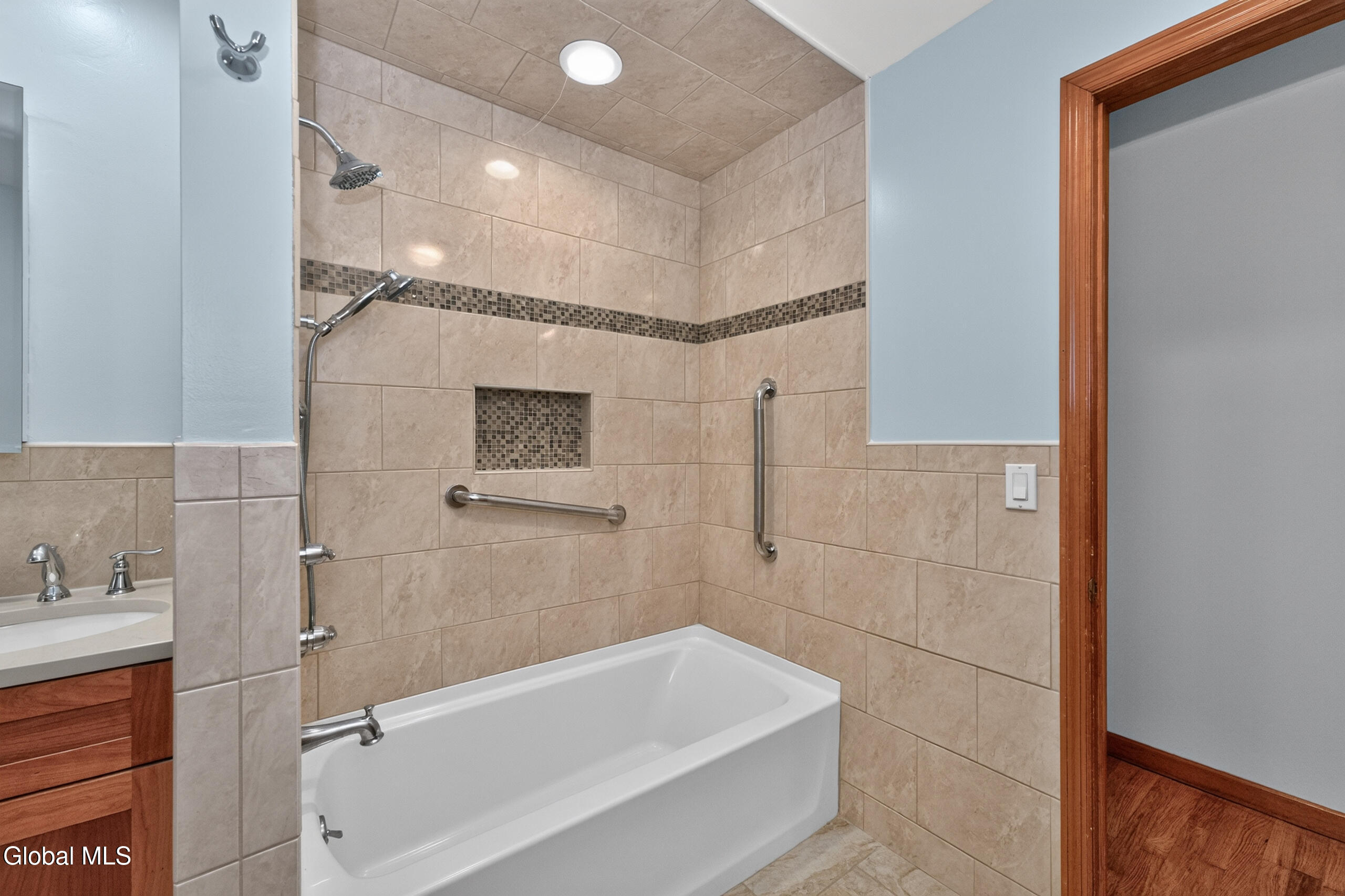 25 Tice Road Albany NY 12203