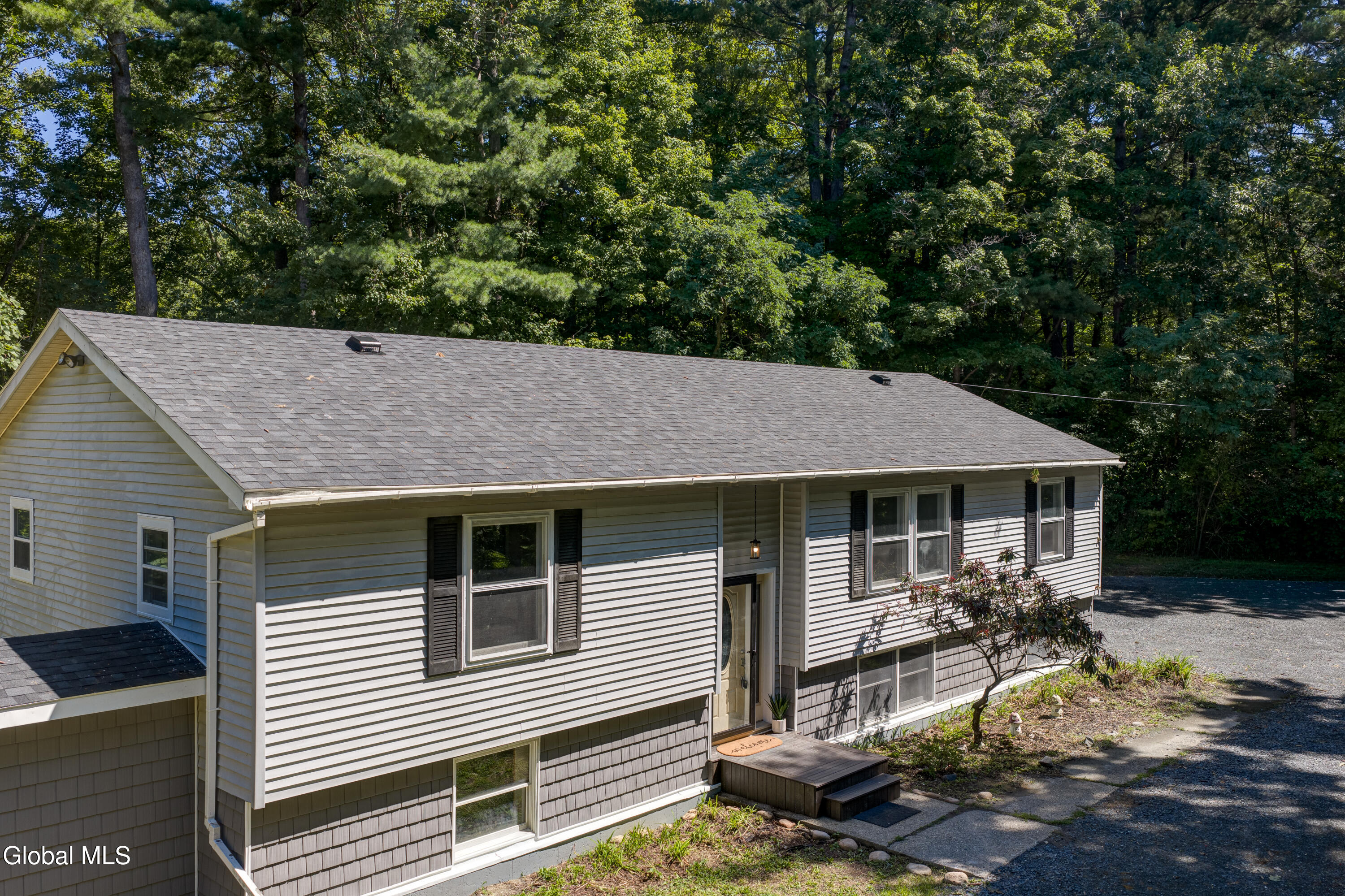 140 Turner Road Troy NY 12182