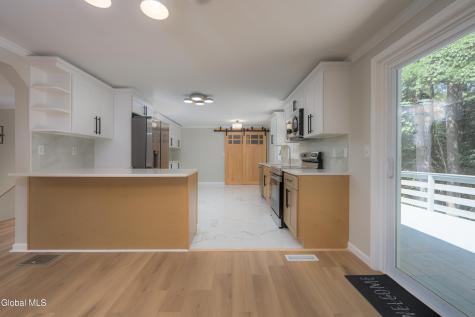 140 Turner Road Troy NY 12182