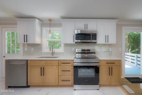 140 Turner Road Troy NY 12182