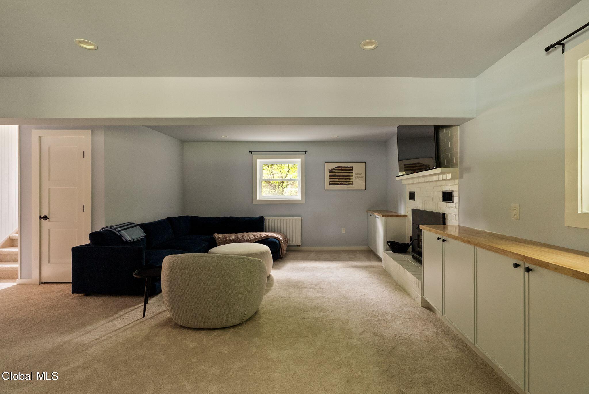 212 Route 9h Hudson NY 12534