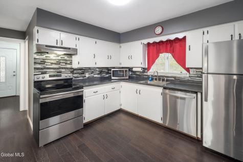 38 Weatherwax Road Poestenkill NY 12140