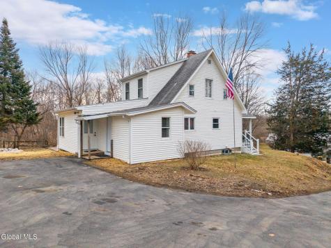 38 Weatherwax Road Poestenkill NY 12140