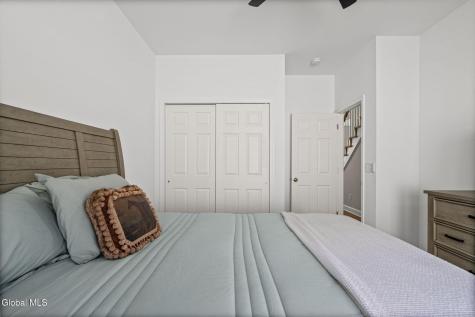 15 Bradley Circle Halfmoon NY 12065