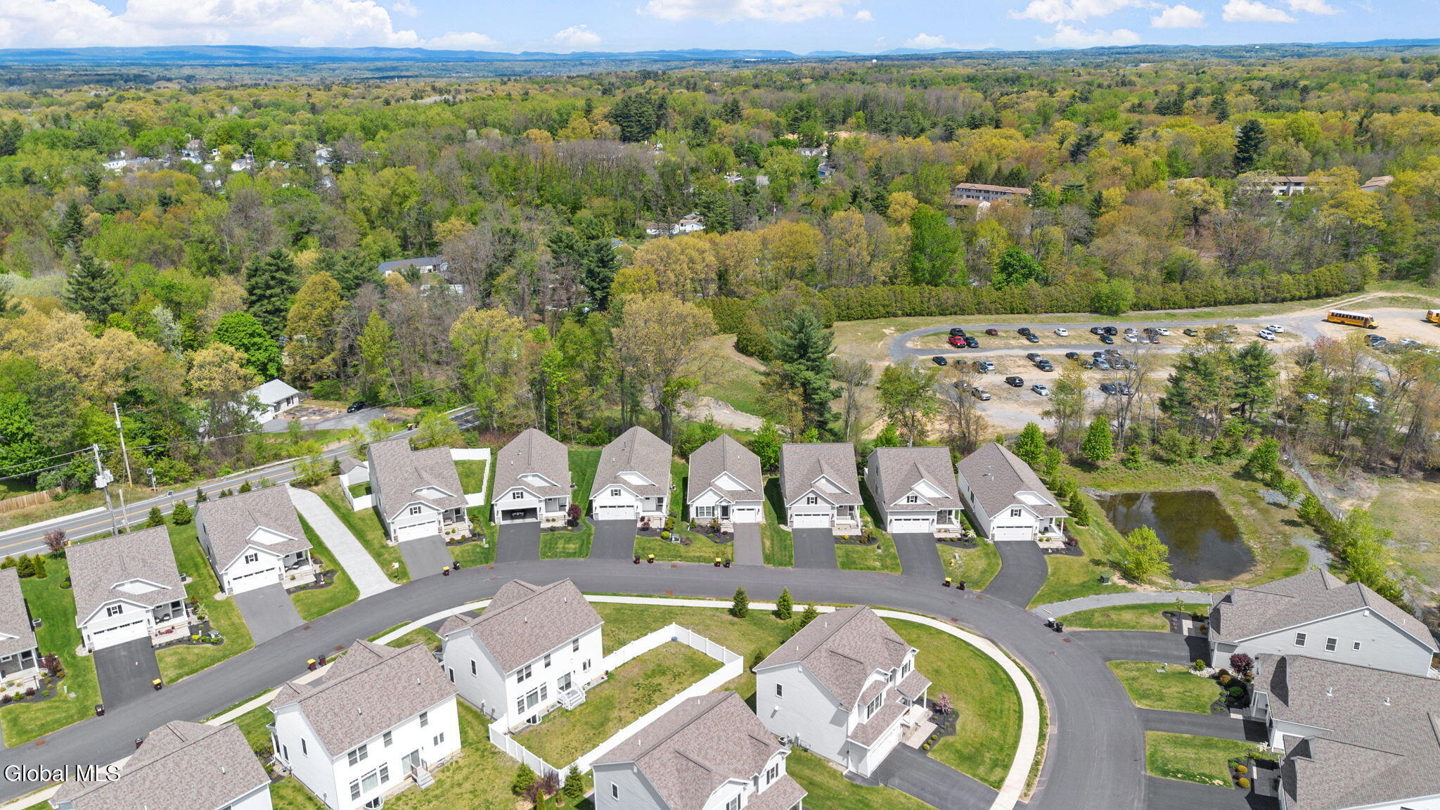 15 Bradley Circle Halfmoon NY 12065