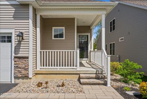 15 Bradley Circle Halfmoon NY 12065