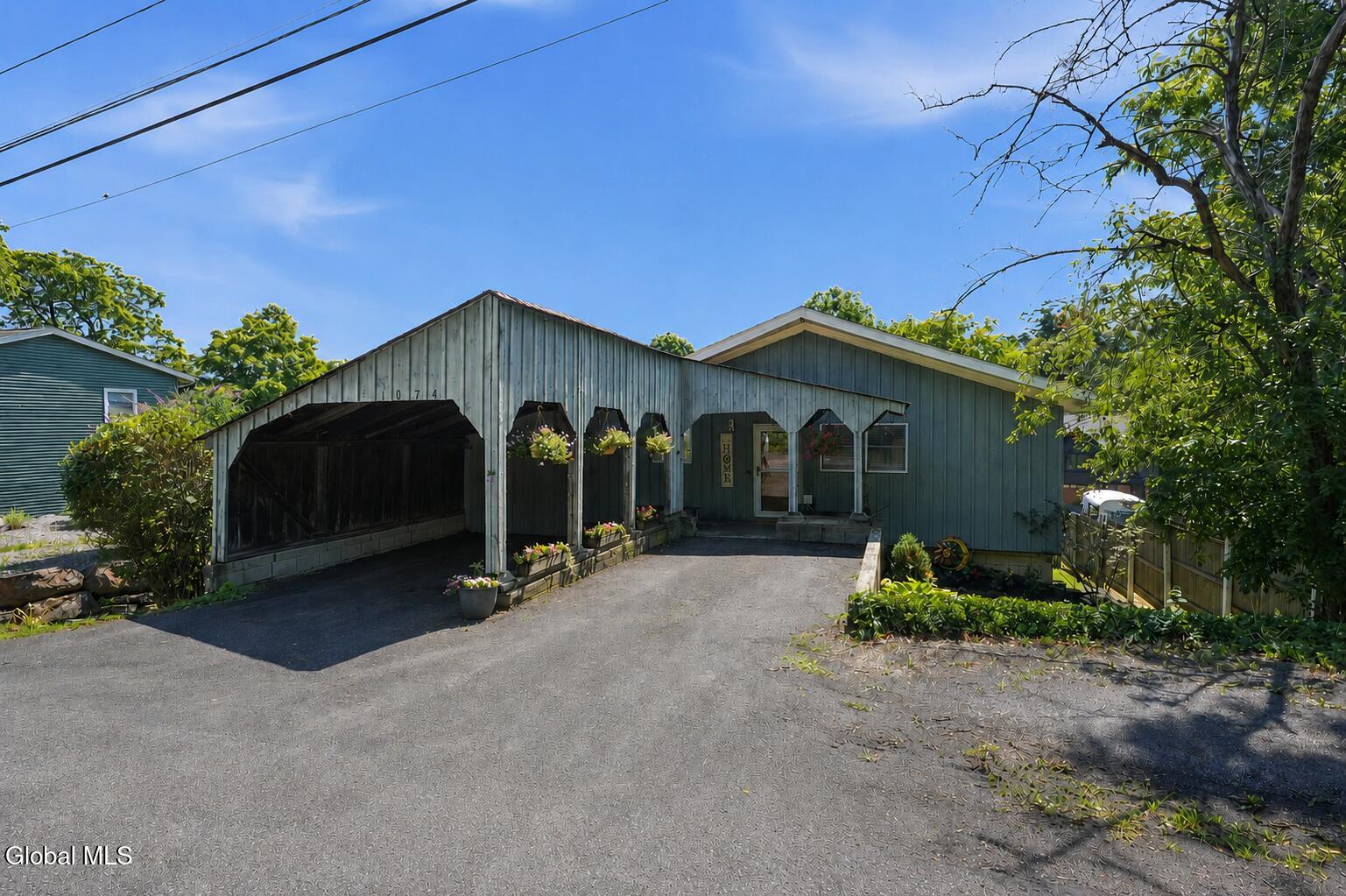 1074 Main Street Saugerties NY 12477