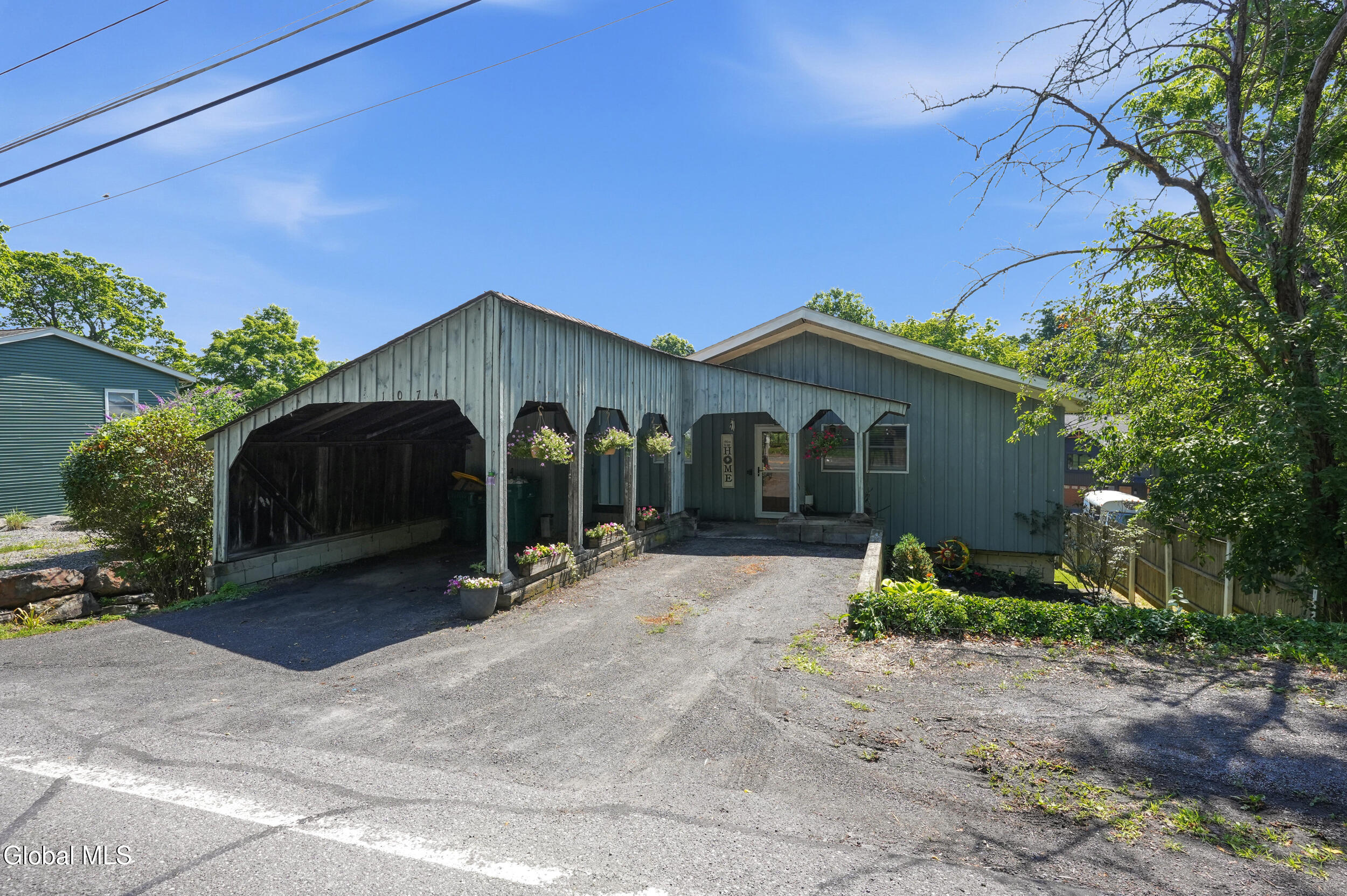 1074 Main Street Saugerties NY 12477