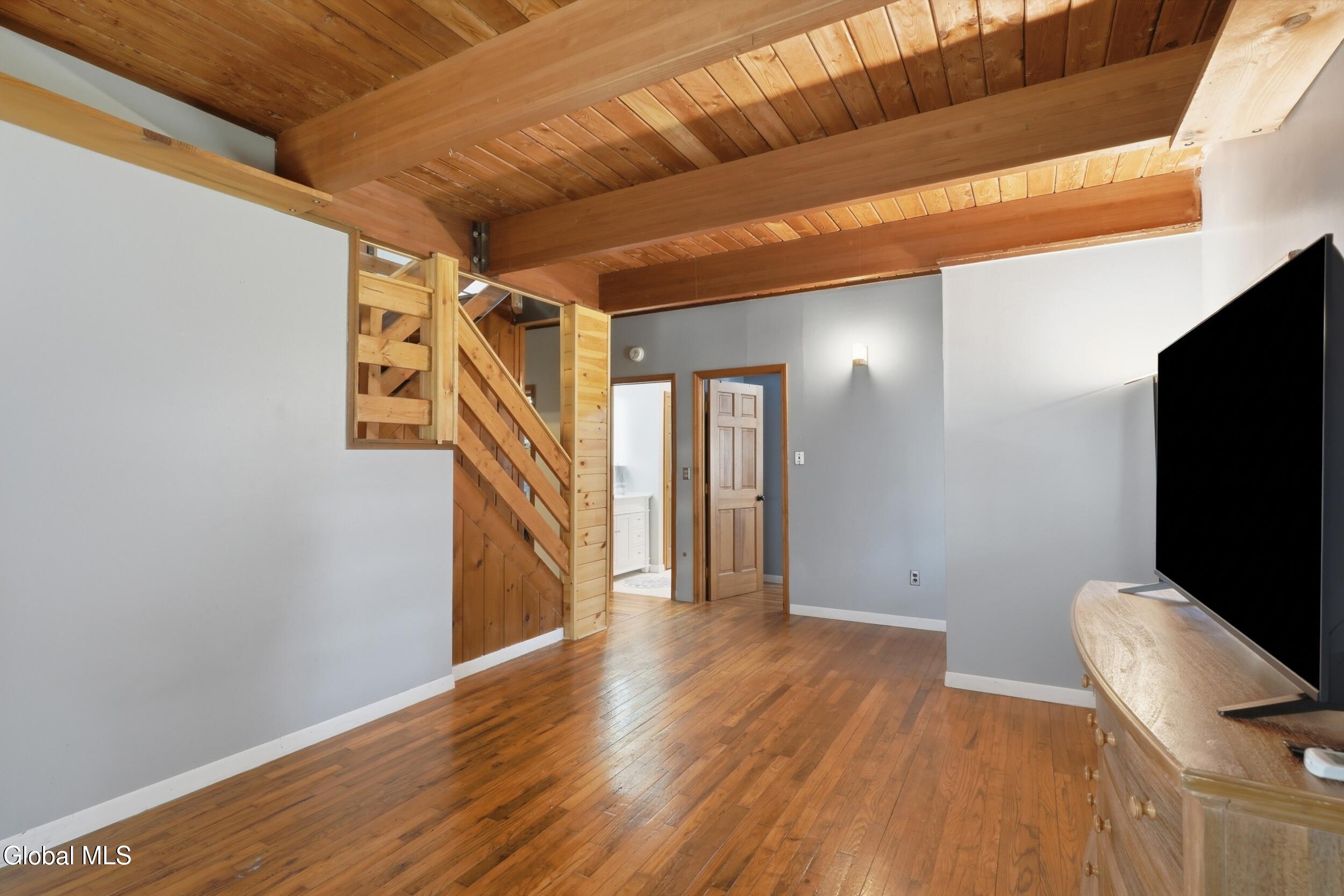 1074 Main Street Saugerties NY 12477