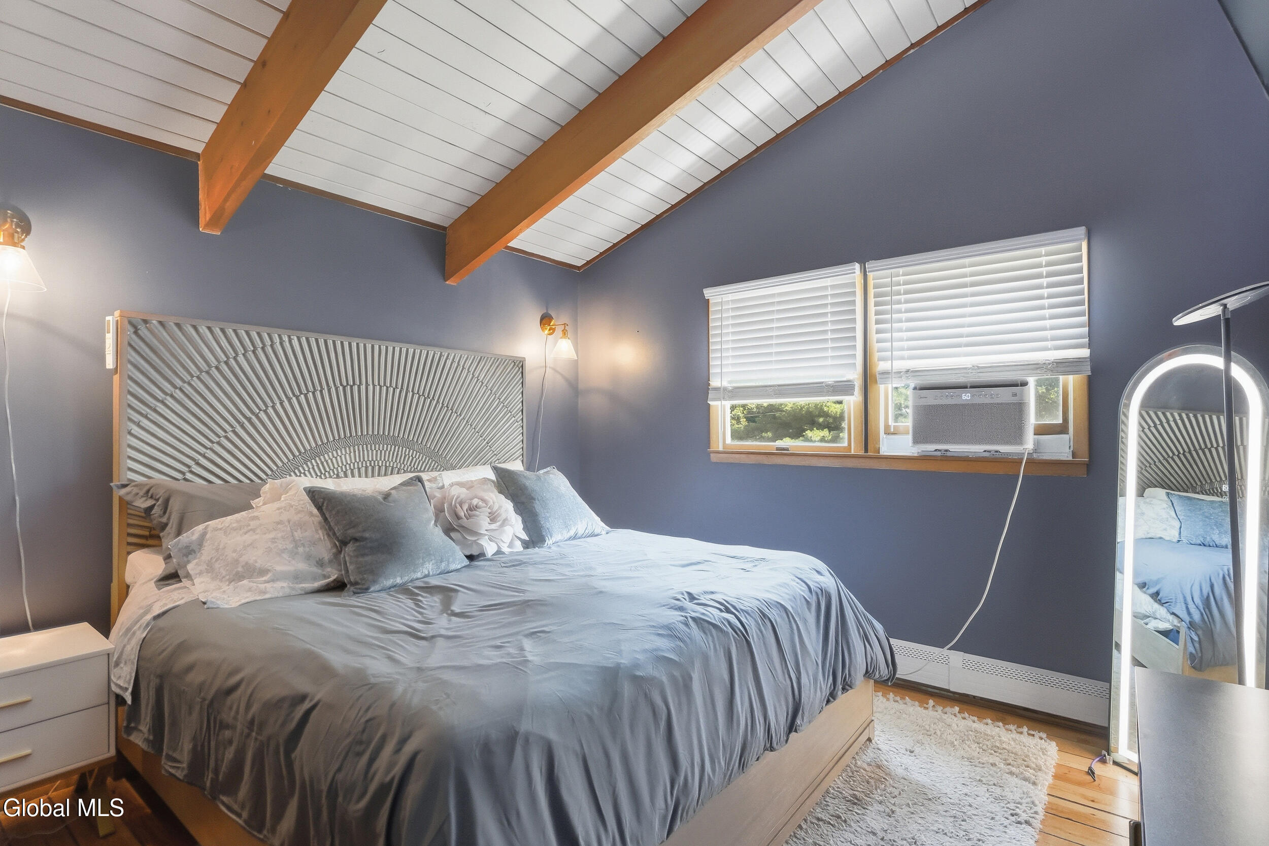 1074 Main Street Saugerties NY 12477
