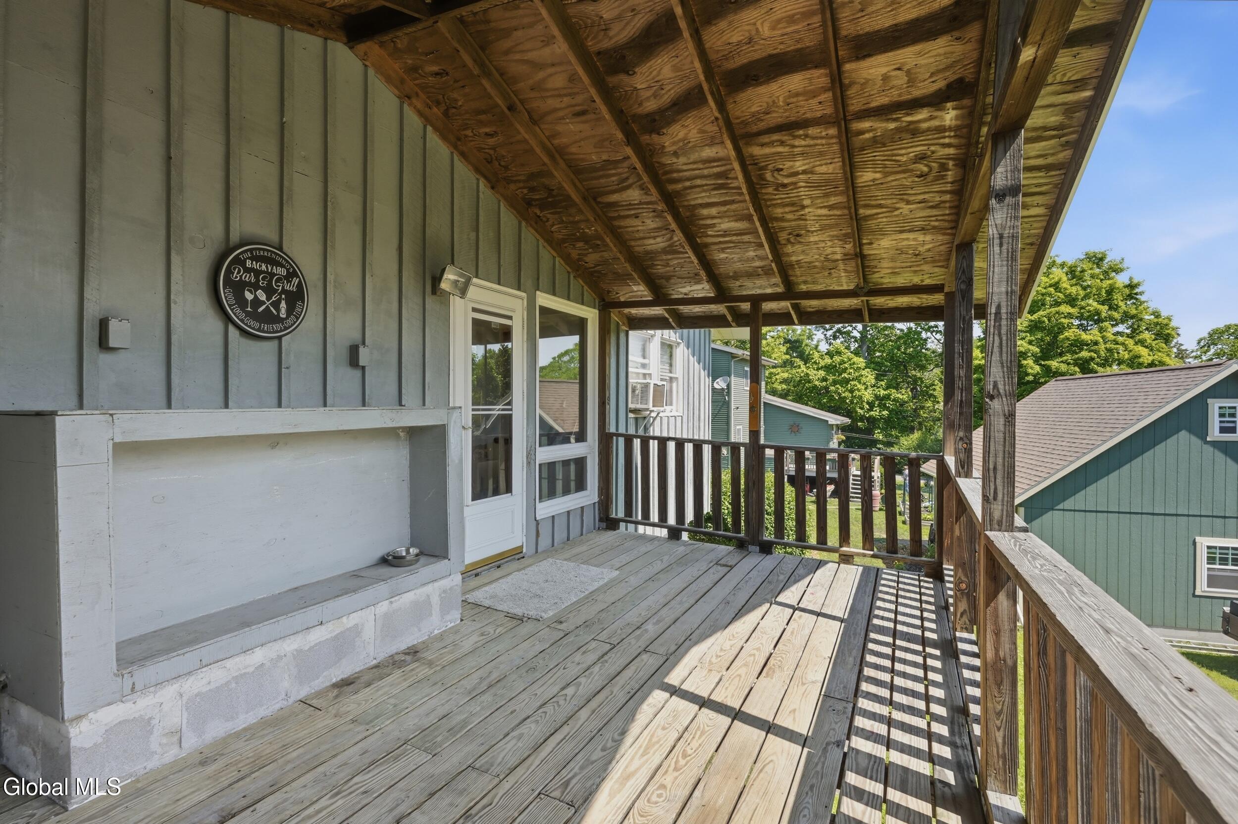 1074 Main Street Saugerties NY 12477