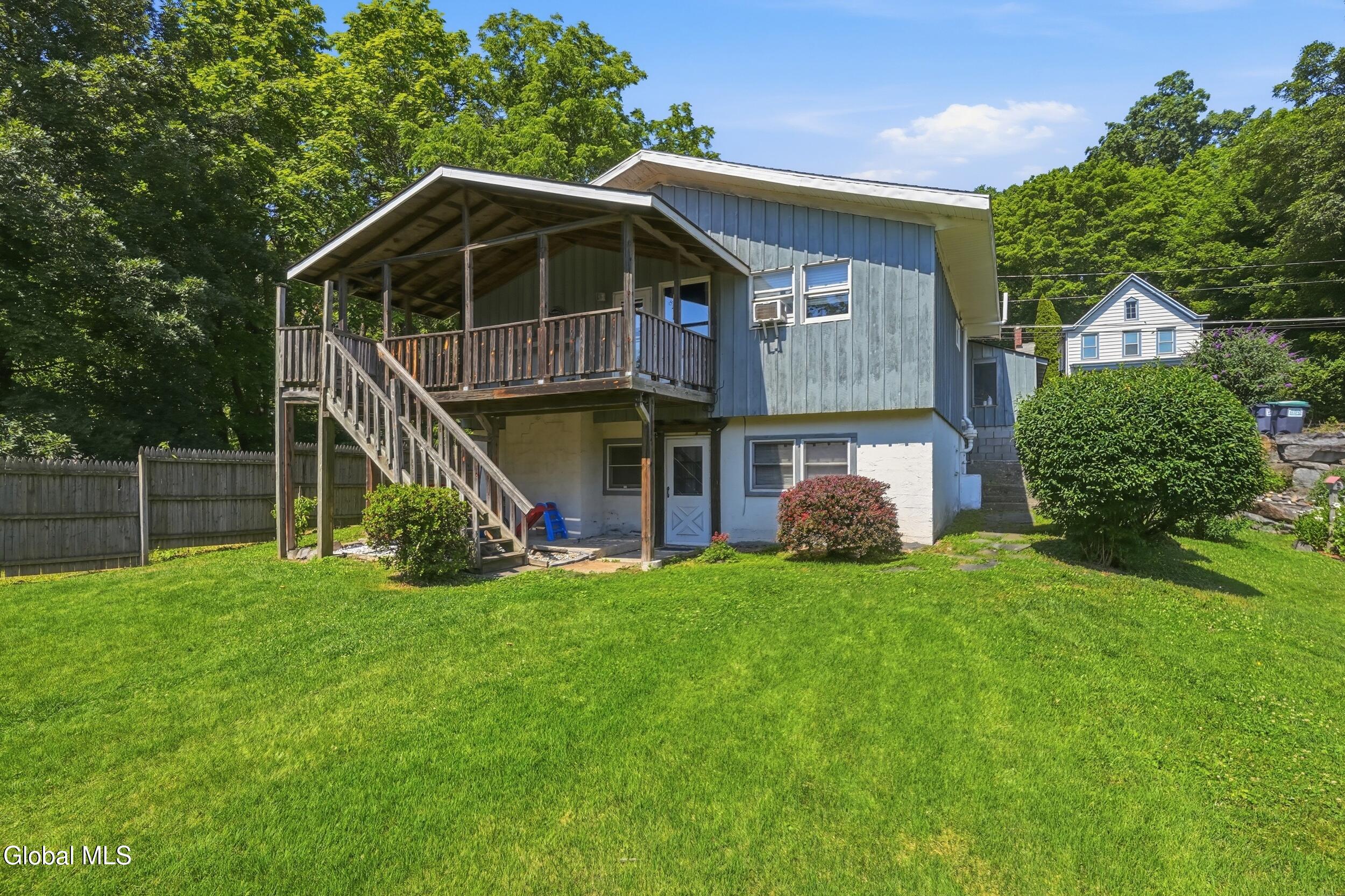 1074 Main Street Saugerties NY 12477