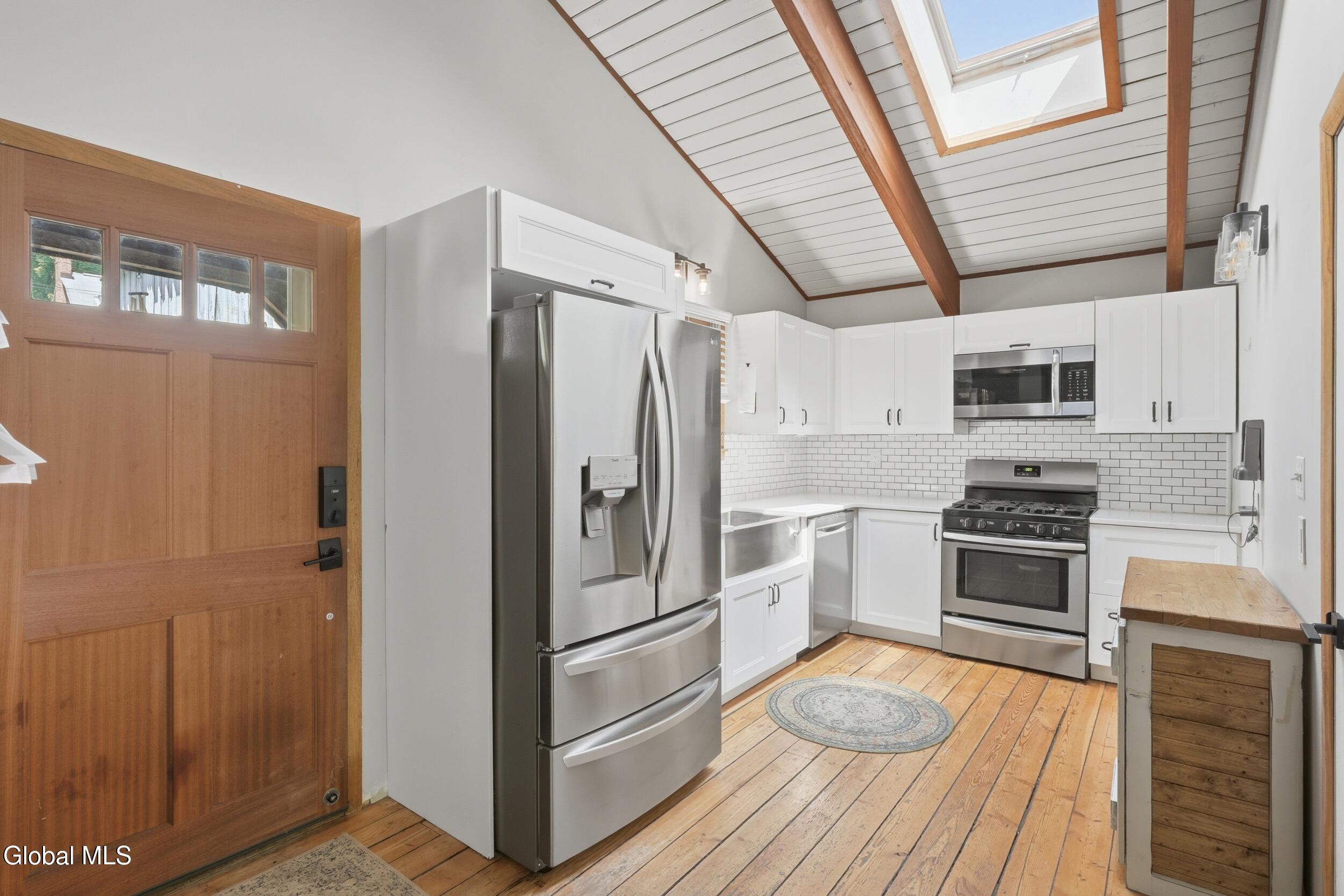 1074 Main Street Saugerties NY 12477