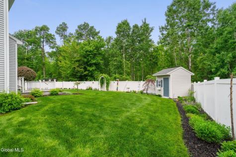 6 Sierra Court Schenectady NY 12304