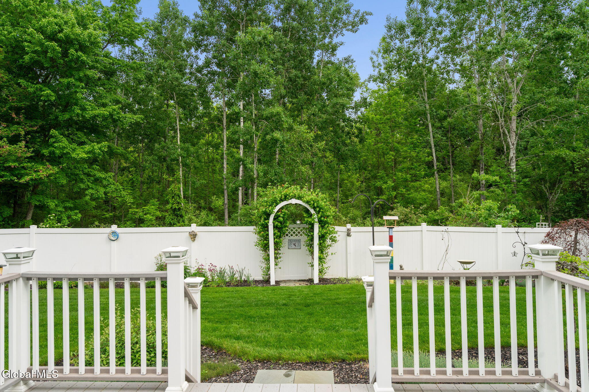 6 Sierra Court Schenectady NY 12304