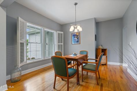 6 Sierra Court Schenectady NY 12304