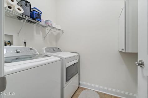 6 Sierra Court Schenectady NY 12304