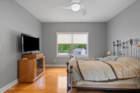 6 Sierra Court Schenectady NY 12304