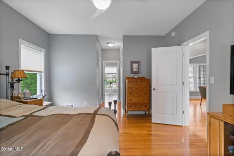 6 Sierra Court Schenectady NY 12304