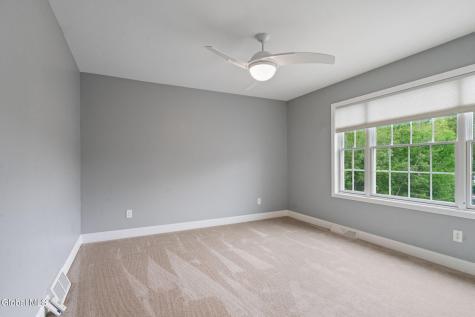 6 Sierra Court Schenectady NY 12304