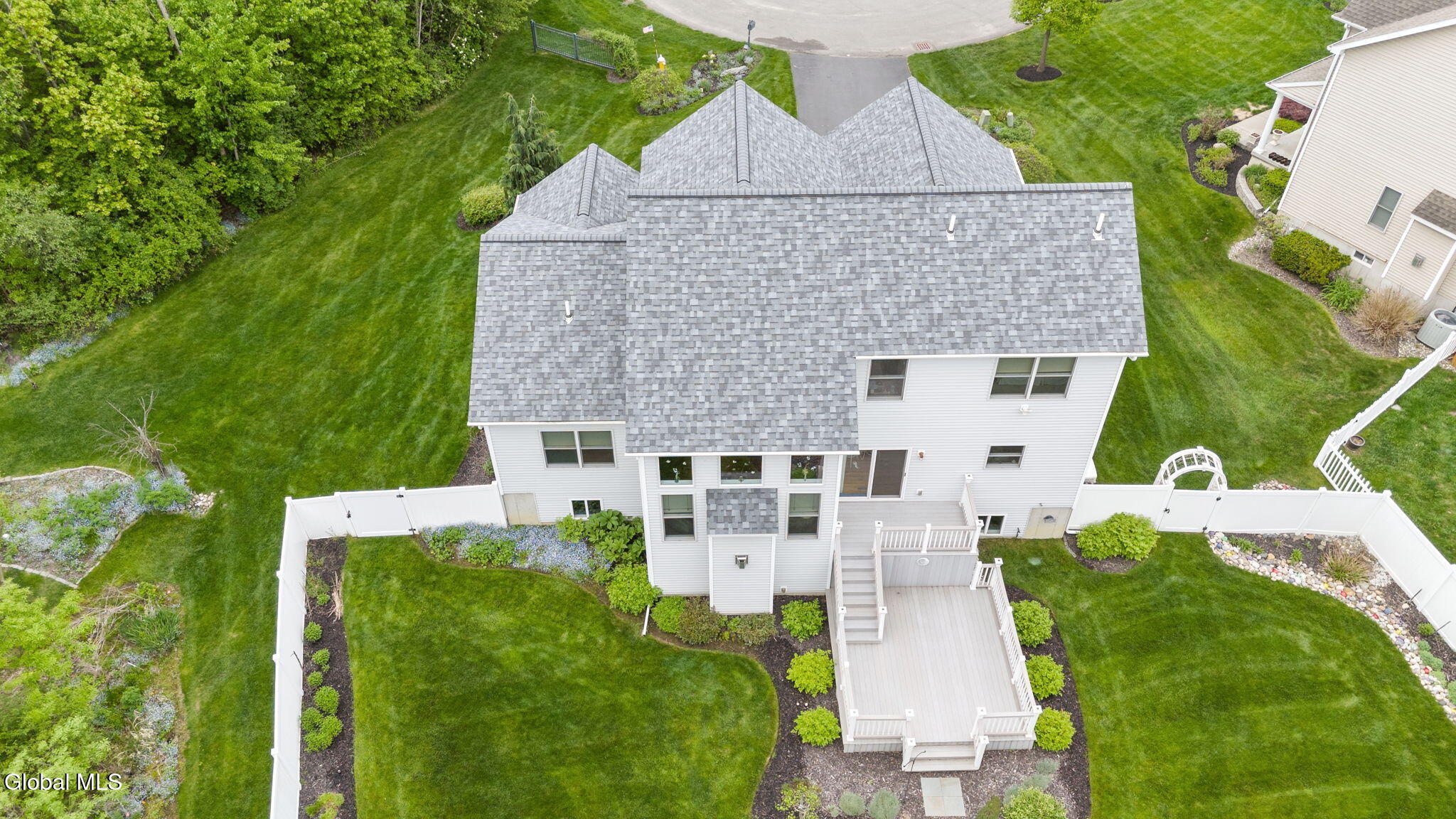 6 Sierra Court Schenectady NY 12304