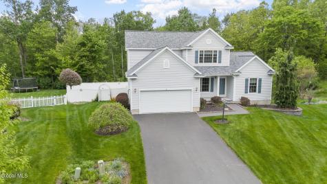 6 Sierra Court Schenectady NY 12304