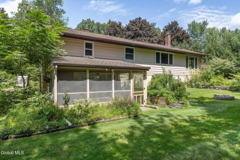23 Van Winkle Drive Rensselaer NY 12144