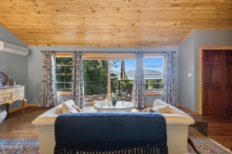 35 Woodland Ridge Bolton Landing NY 12814