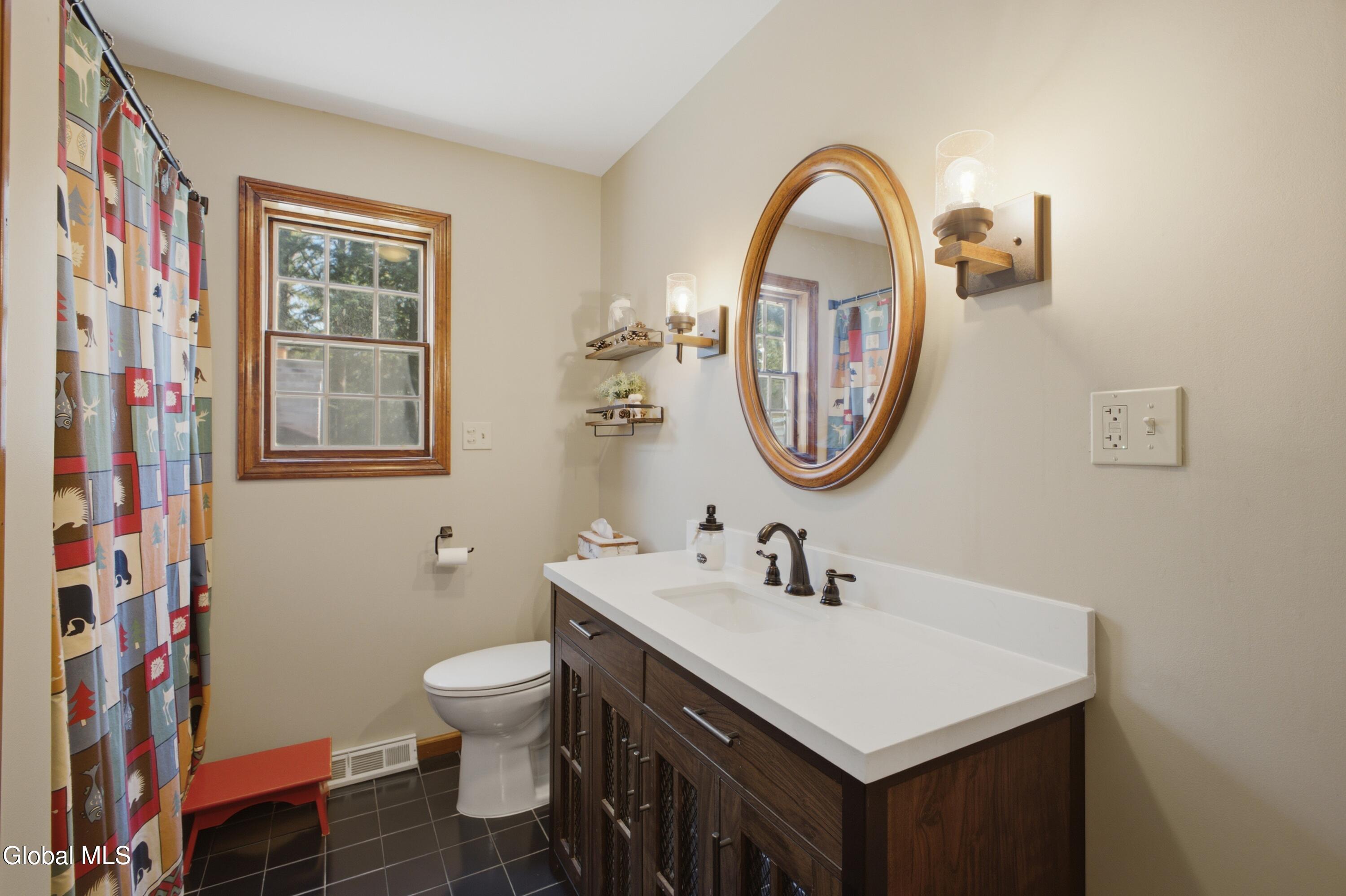 35 Woodland Ridge Bolton Landing NY 12814