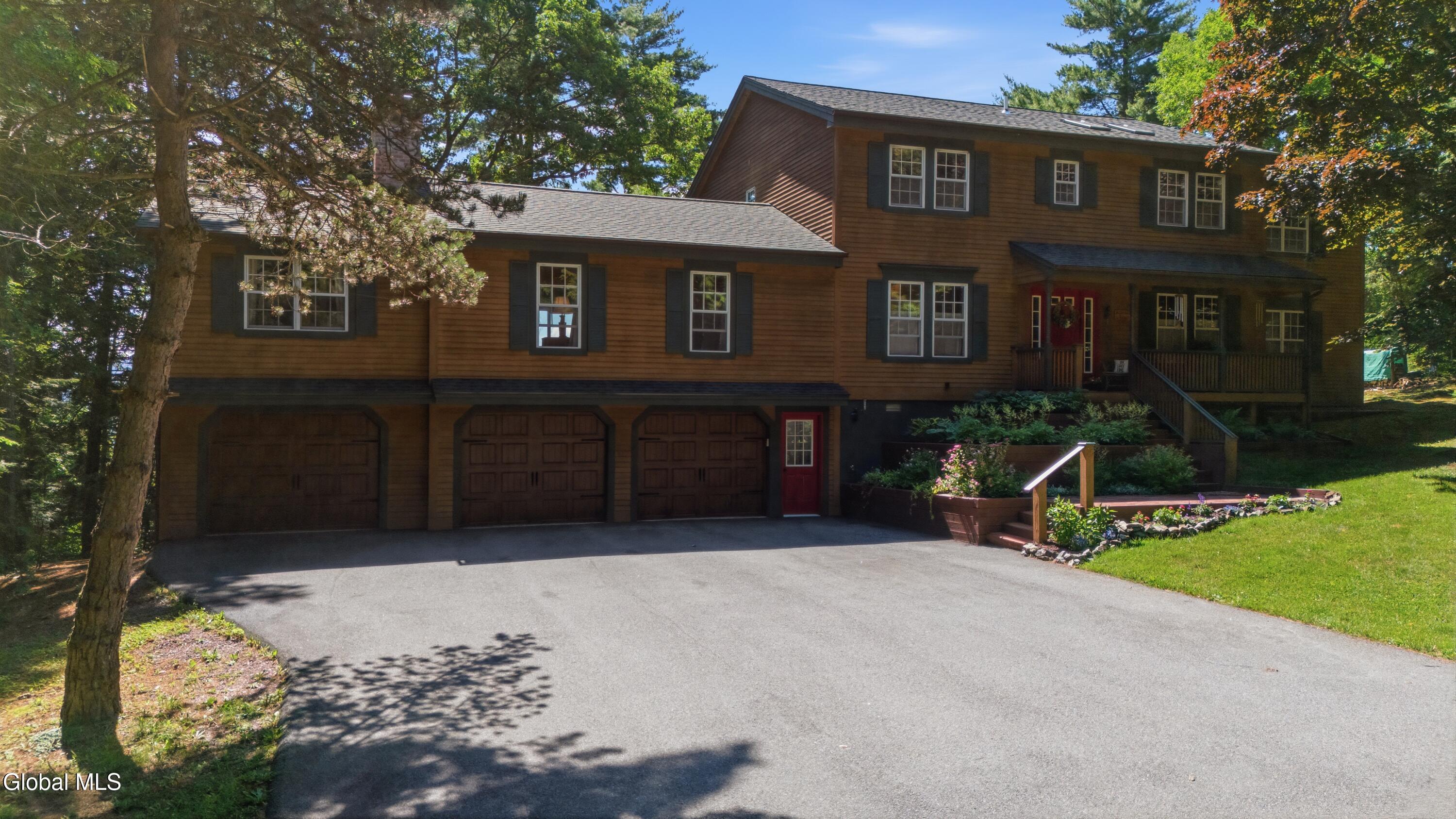 35 Woodland Ridge Bolton Landing NY 12814