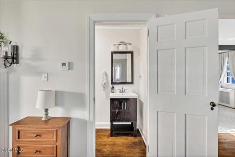 13 Van Buren Road Glenville NY 12302