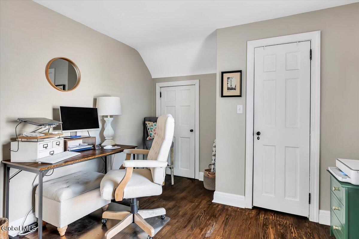 13 Van Buren Road Glenville NY 12302