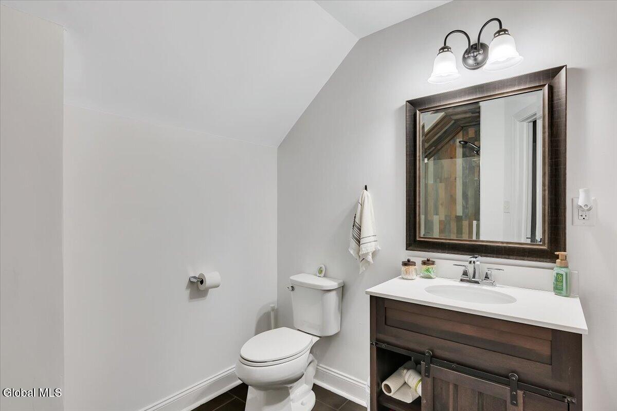 13 Van Buren Road Glenville NY 12302