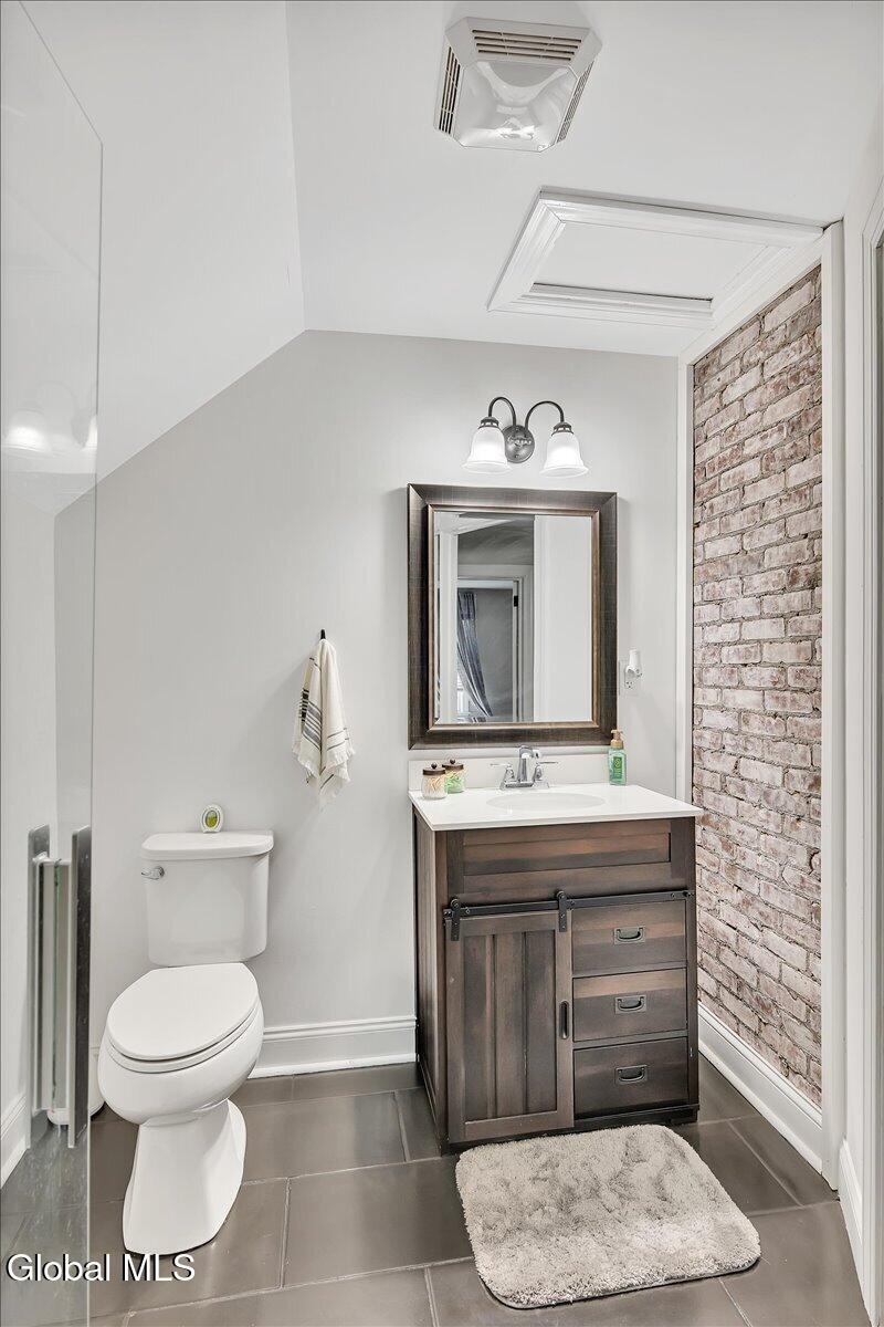 13 Van Buren Road Glenville NY 12302
